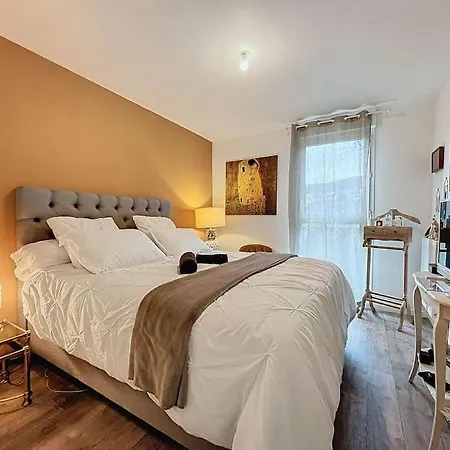 Soul Harmony Rouen Maison Neuve Terrasse Parking Riviere Proche Docks, Kindarena Holiday home *